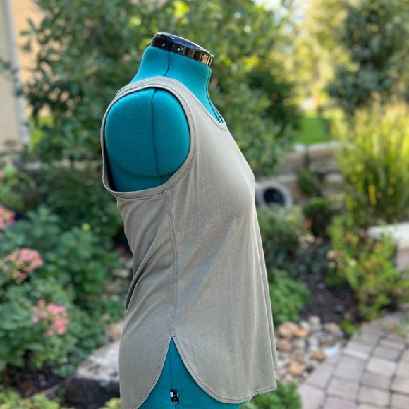 Banana Republic Top, Medium - Picture 3 of 6